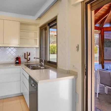 Beautiful Home In Santiago Del Teide With Outdoor Swimming Pool, Wifi And 4 Bedrooms بويرتو دي سانتياغو