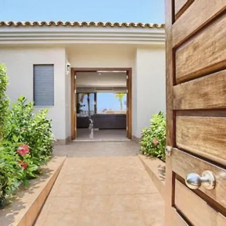 Beautiful Home In Santiago Del Teide With Outdoor Swimming Pool, Wifi And 4 Bedrooms Puerto de Santiago (Tenerife)