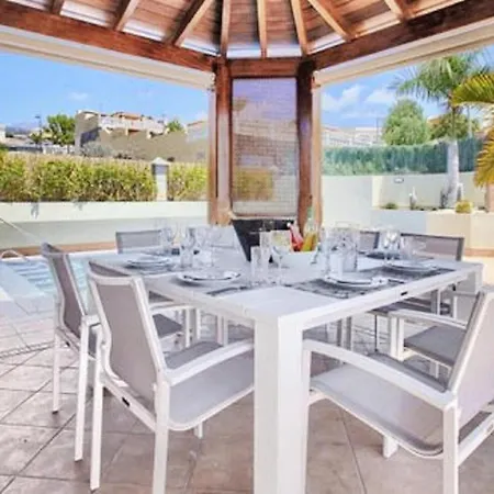 Casa vacanze Beautiful Home In Santiago Del Teide With Outdoor Swimming Pool, Wifi And 4 Bedrooms *